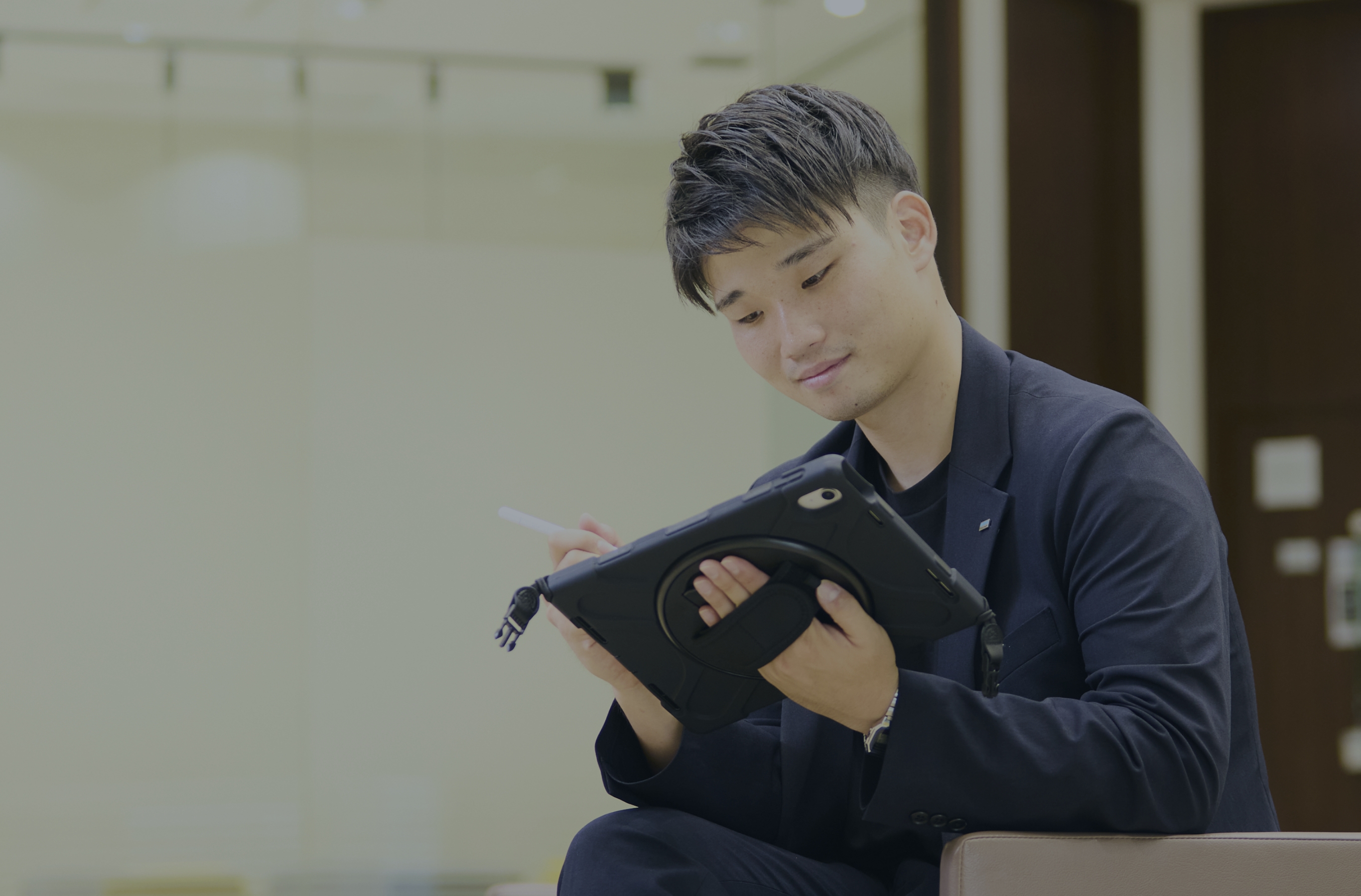 失敗を恐れず挑戦し父を超える日を目指す